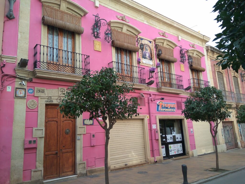 Troyus Informática - Servicio de reparación de ordenadores en Almería