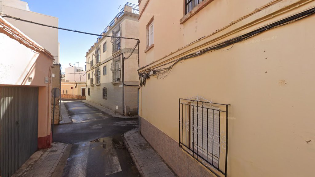Venta de Leña -  en Almería