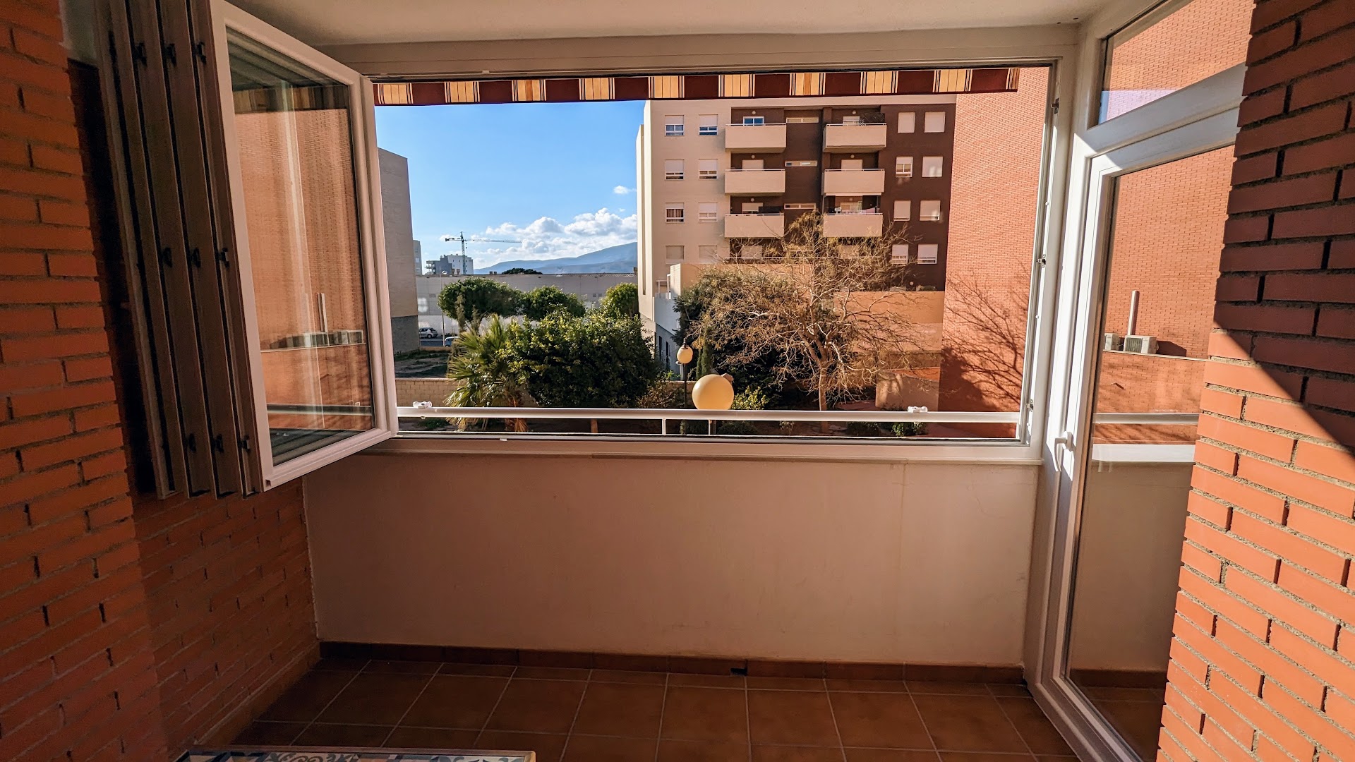 Ventanas Alhamilla - Servicio de instalación de ventanas en Almería