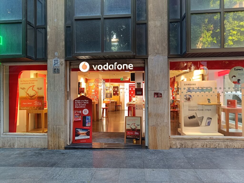 Vodafone Paseo De Almería - Tienda de móviles en Almería