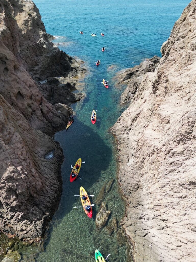 Xplora Almería Turismo Activo - Agencia de excursiones en canoa y kayak en