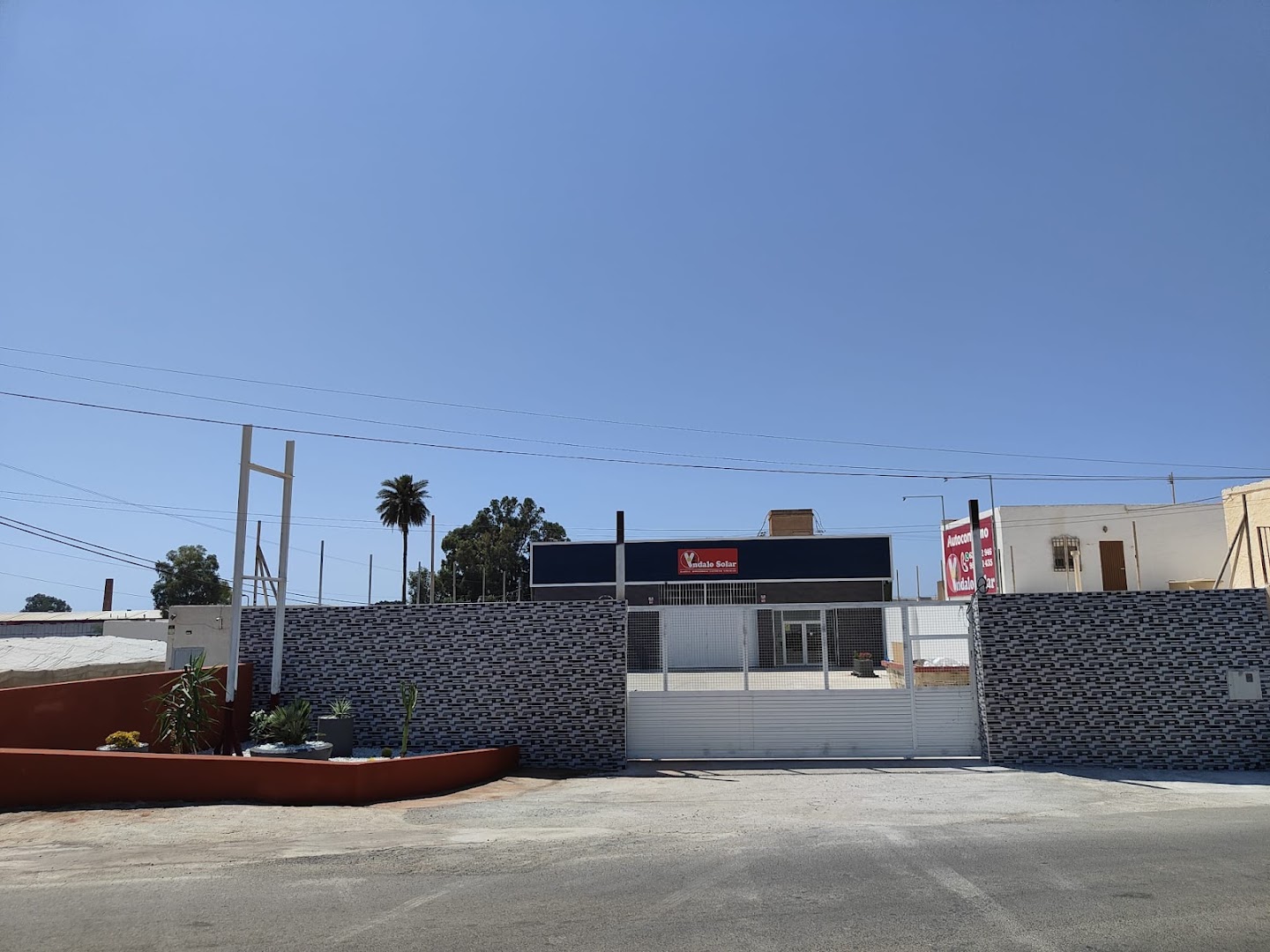 Yndalo Solar Energy. - Proveedor de equipos de energía solar en Almería